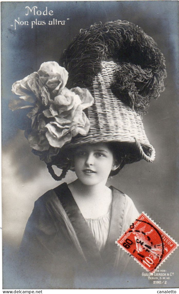 FEMME AU CHAPEAU - Mode