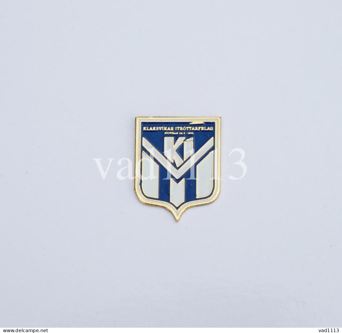 Badge Pin: European Football Clubs Faroe Islands " Klaksvíkar Ítróttarfelag " - Football