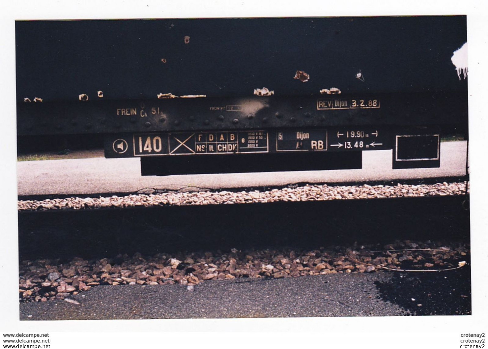 PHOTO TRAINS Wagon Ou Voiture Voyageurs Marquage En 1988 - Treinen