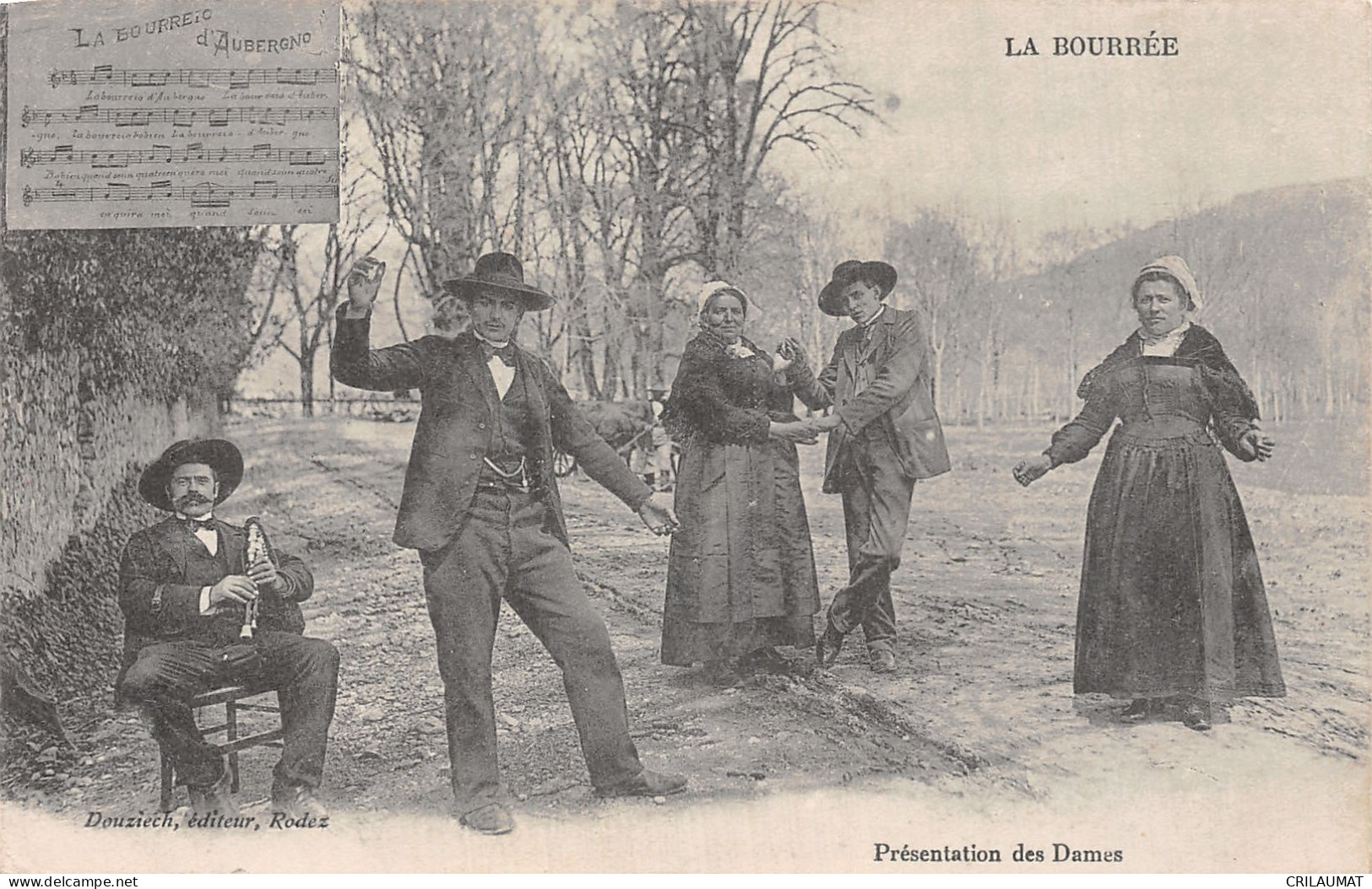 63-AUVERGNE FOLKLORE LA BOURREE-N°5145-G/0283 - Autres & Non Classés