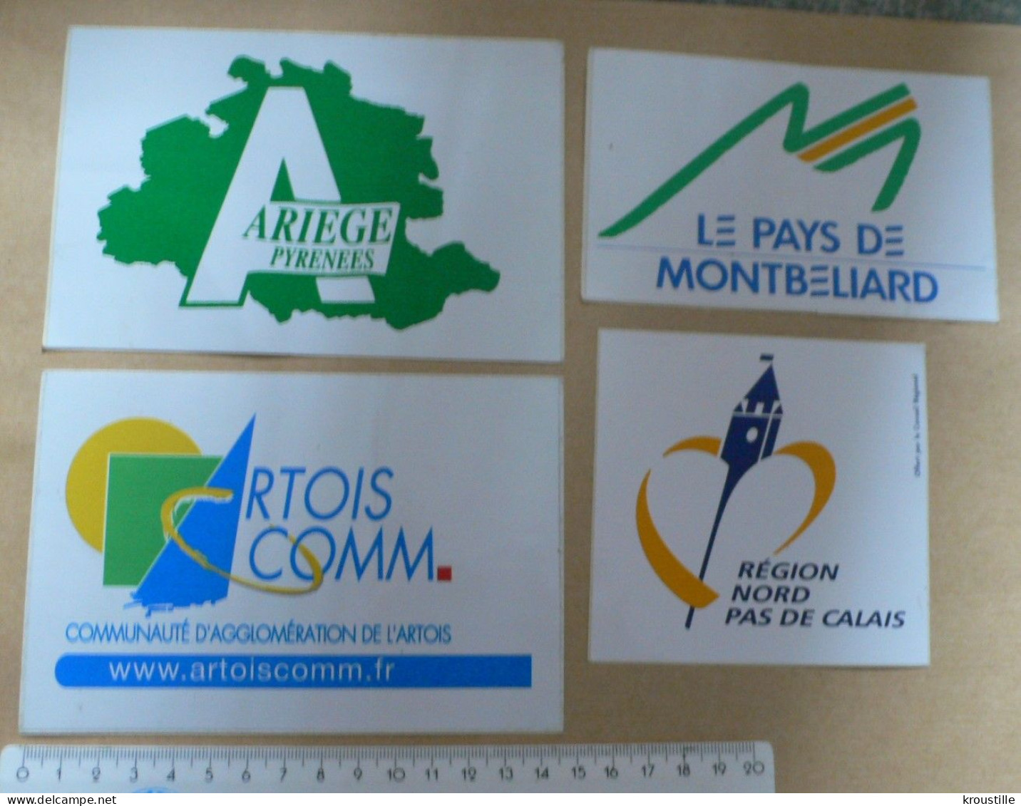 LOT DE 18 AUTOCOLLANTS THEME REGIONALISME - Autocollants