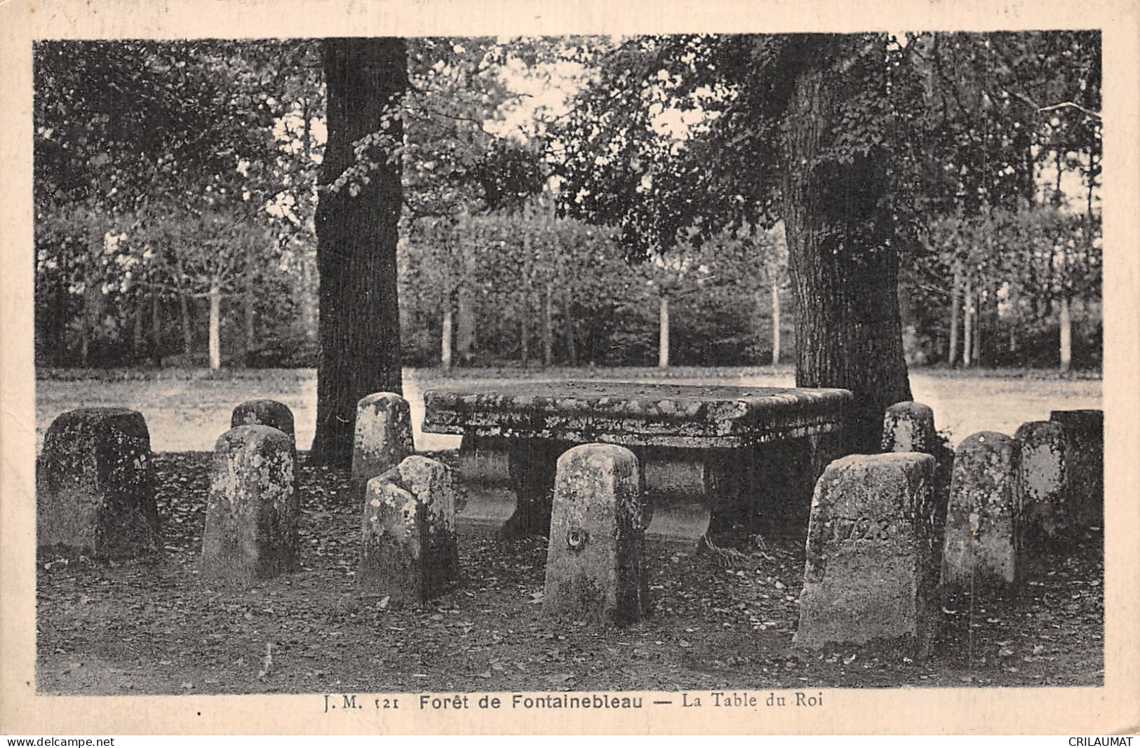 77-FONTAINEBLEAU LA FORET-N°5146-G/0111 - Fontainebleau