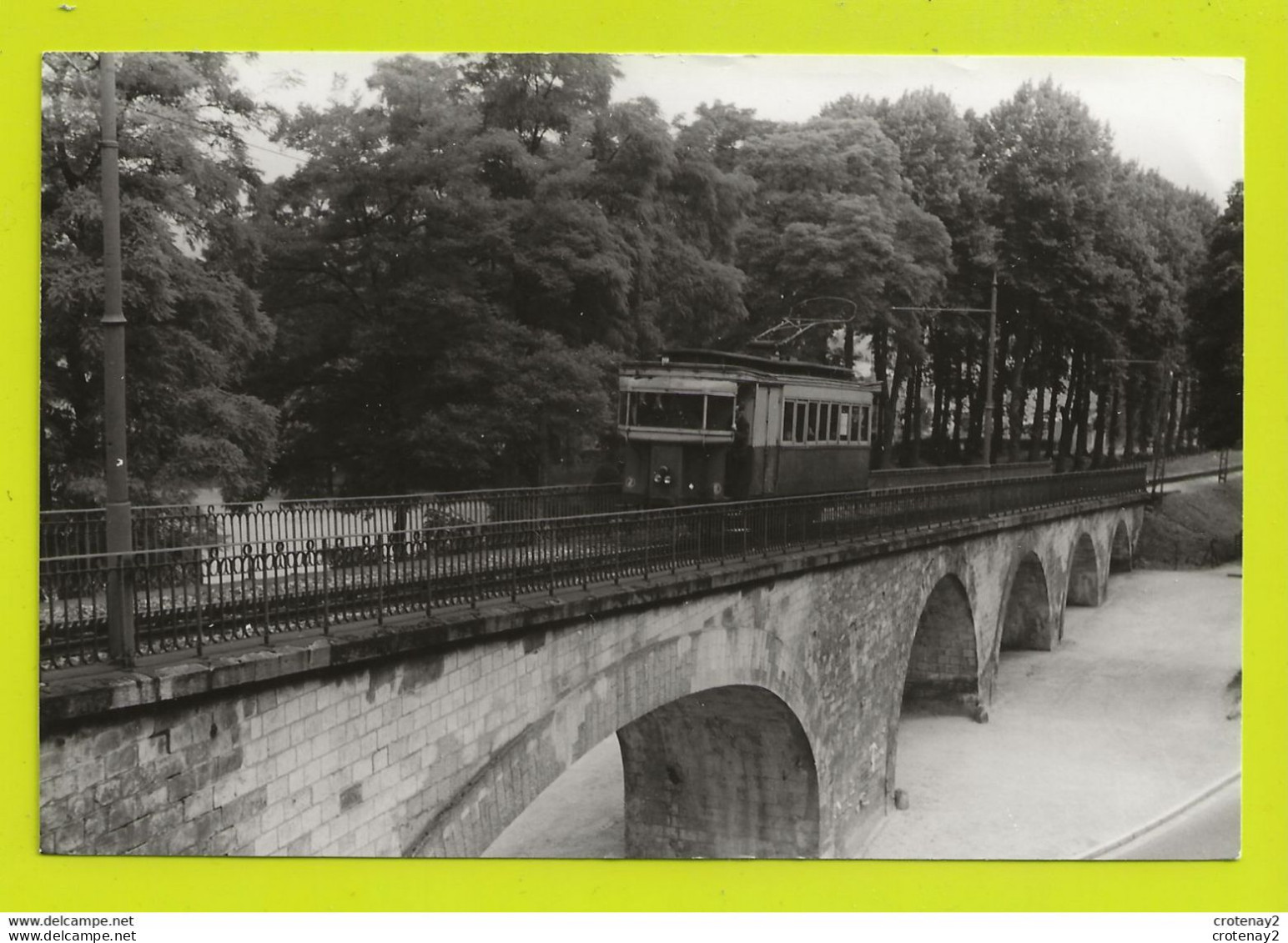 02 LAON PHOTO Originale TRAINS Wagon Tram Tramway Sur Pont VOIR DOS Non Daté Photo M. Geiger - Eisenbahnen