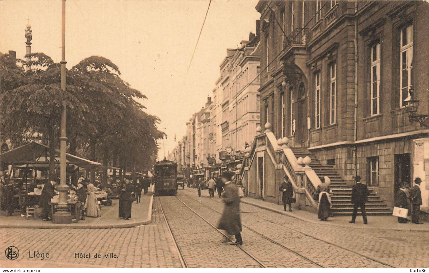 Liège * Rue Et Hôtel De Ville * Marché Market Tram Tramway * Belgique - Liege