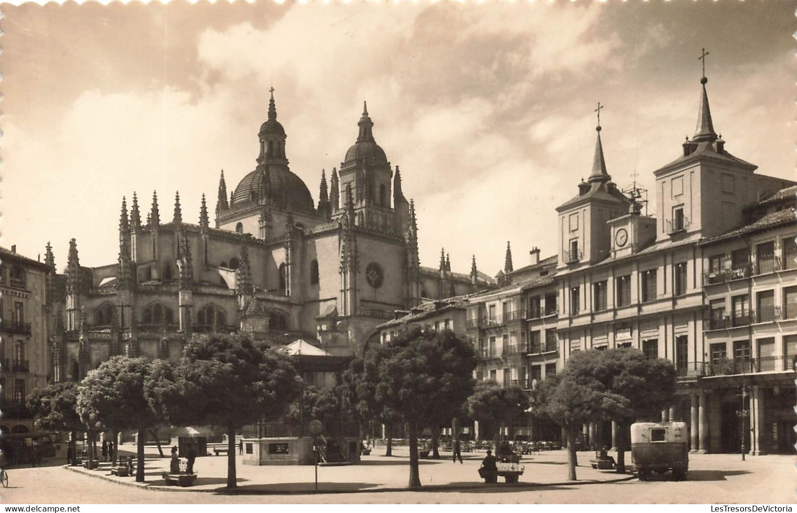 ESPAGNE - Sevogia - Plaza Del Generalisimo - Carte Postale - Segovia