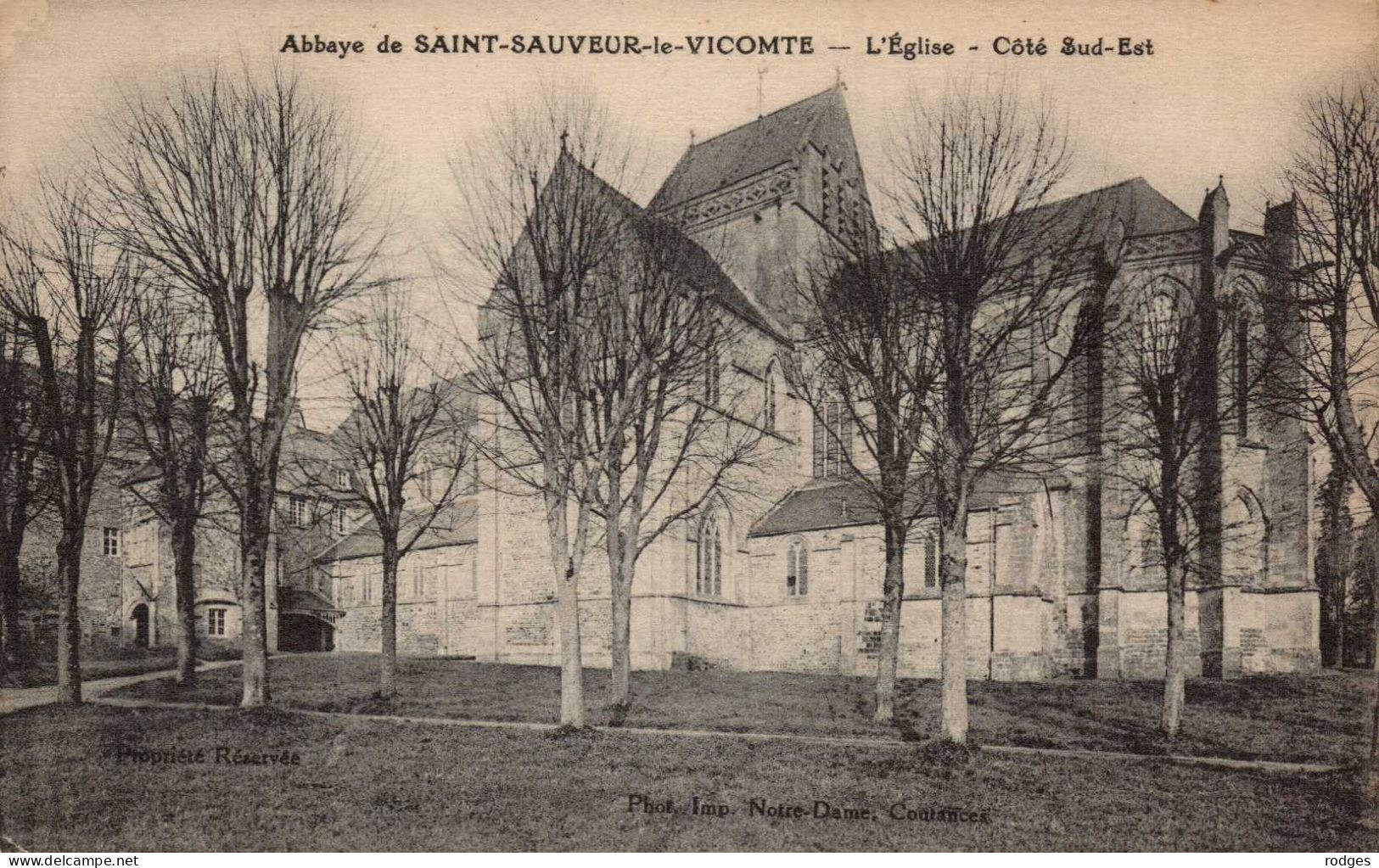 50 , Cpa  Abbaye De Saint SAUVEUR Le VICOMTE , L'Eglise , Coté Sud-Est  (15087.V.24) - Saint Sauveur Le Vicomte