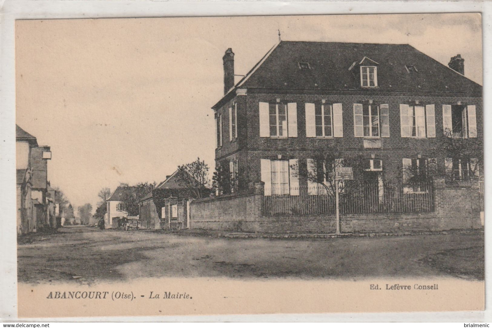 ABANCOURT   La Mairie - Autres & Non Classés