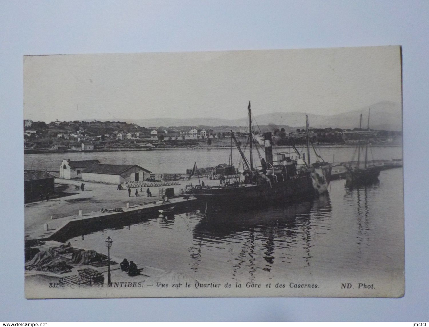 ANTIBES   Vue Sur Le Quartier De La Gare Et Des Casernes - Autres & Non Classés