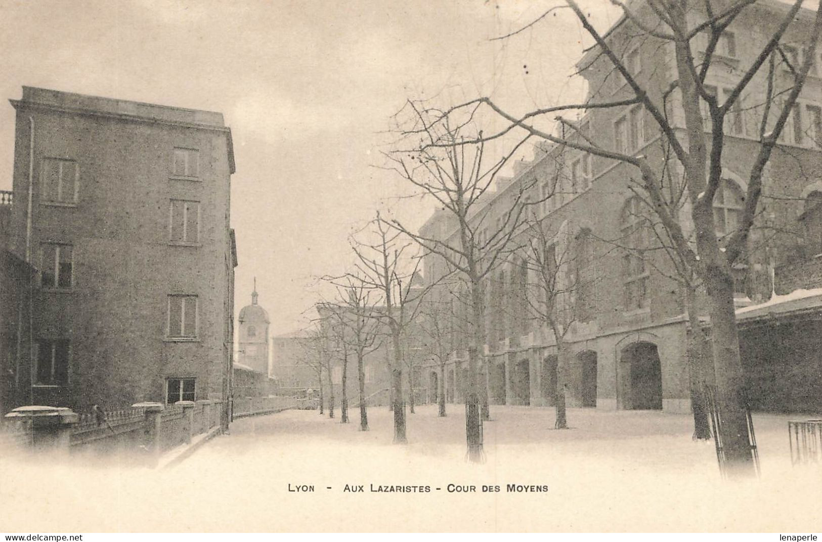 D9472 Lyon Aux Lazaristes Cour Des Moyens - Other & Unclassified