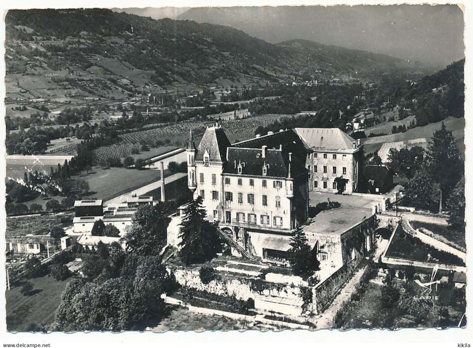 CPSM Dentelée 10.5 X 15 Savoie En Avion Au Dessus De...LA ROCHETTE  Le Château - Sonstige & Ohne Zuordnung