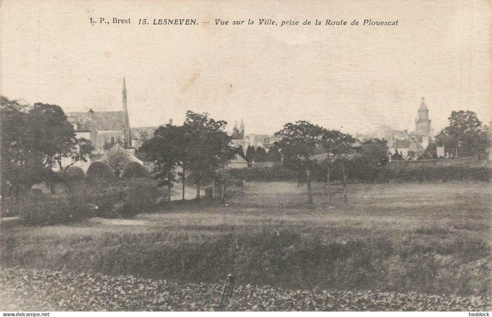 LESNEVEN : VUE SUR LA VILLE - Lesneven