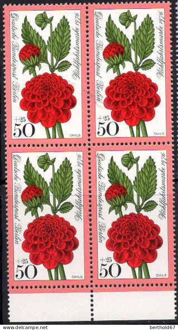 Berlin Poste N** Yv:490 Mi:526 Wohlfahrtsmarke Dahlie Bloc De 4 Bord De Feuille - Unused Stamps