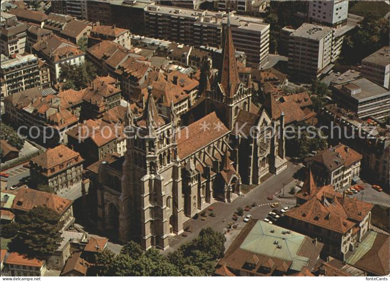 11896677 Lausanne Vue Aerienne De La Cathedrale Lausanne - Otros & Sin Clasificación