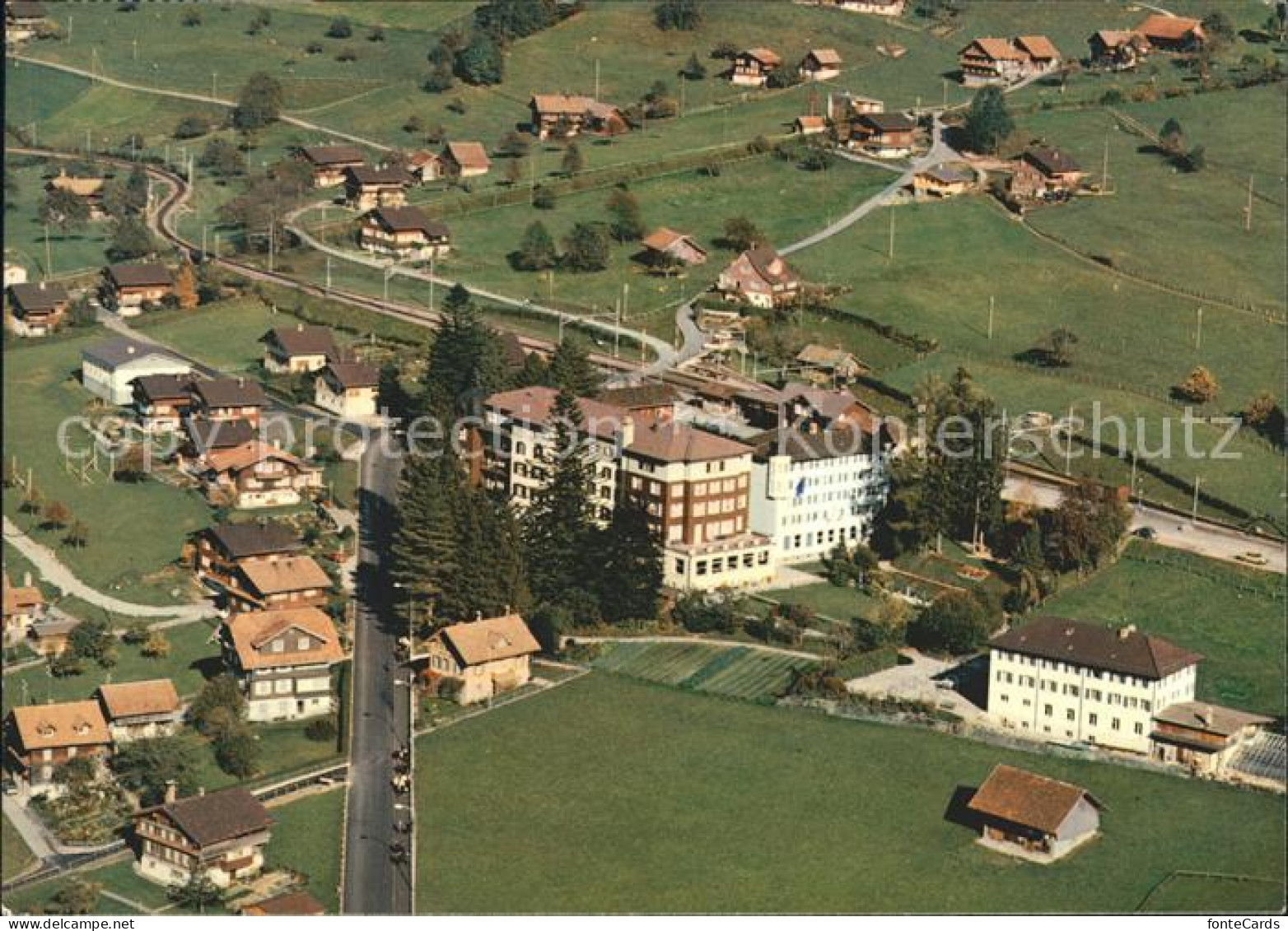 11896607 Lungern Haus St Josef Und Marienburg Fliegeraufnahme Lungern - Sonstige & Ohne Zuordnung