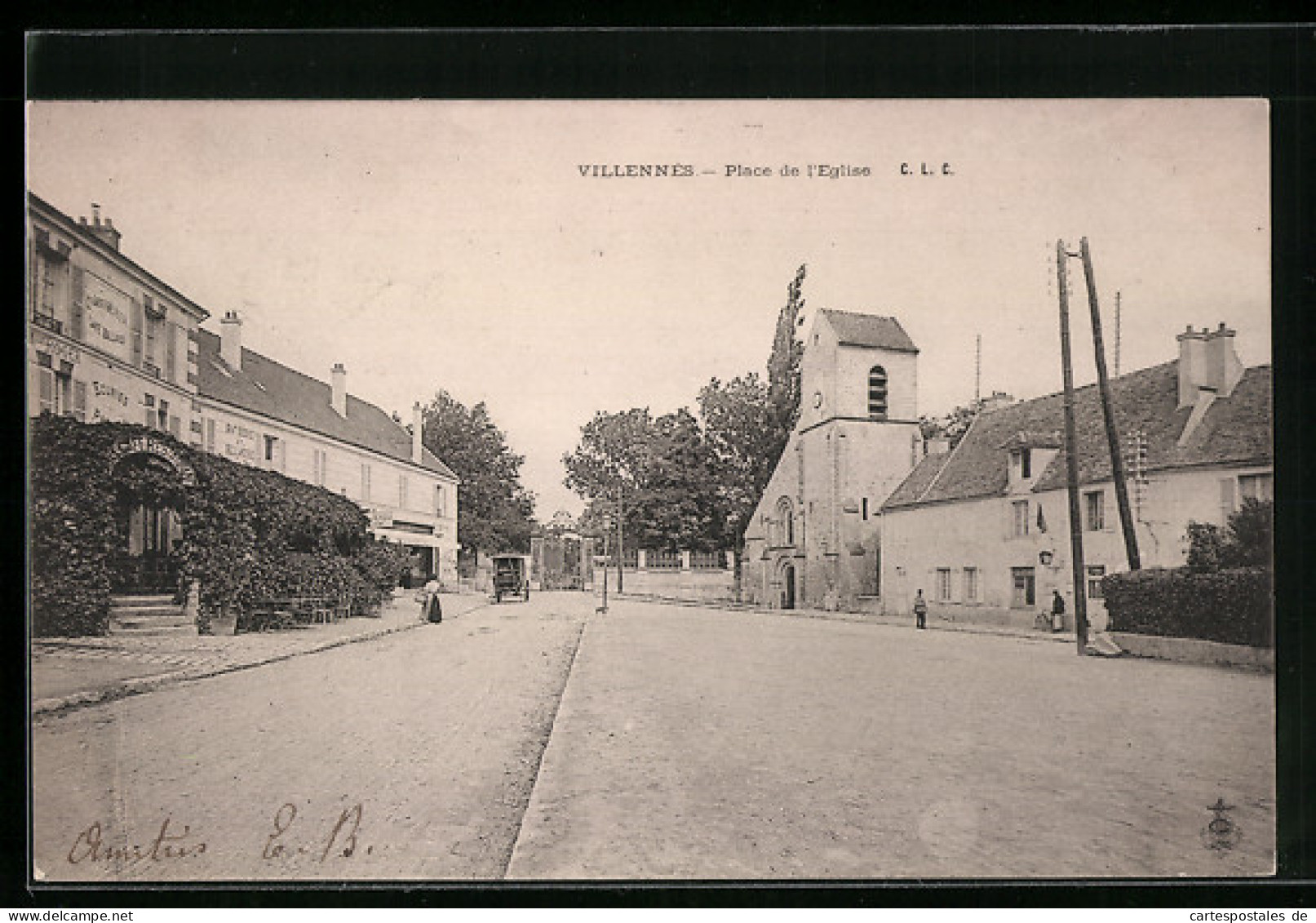 CPA Villennes, Place De L`Eglise  - Autres & Non Classés