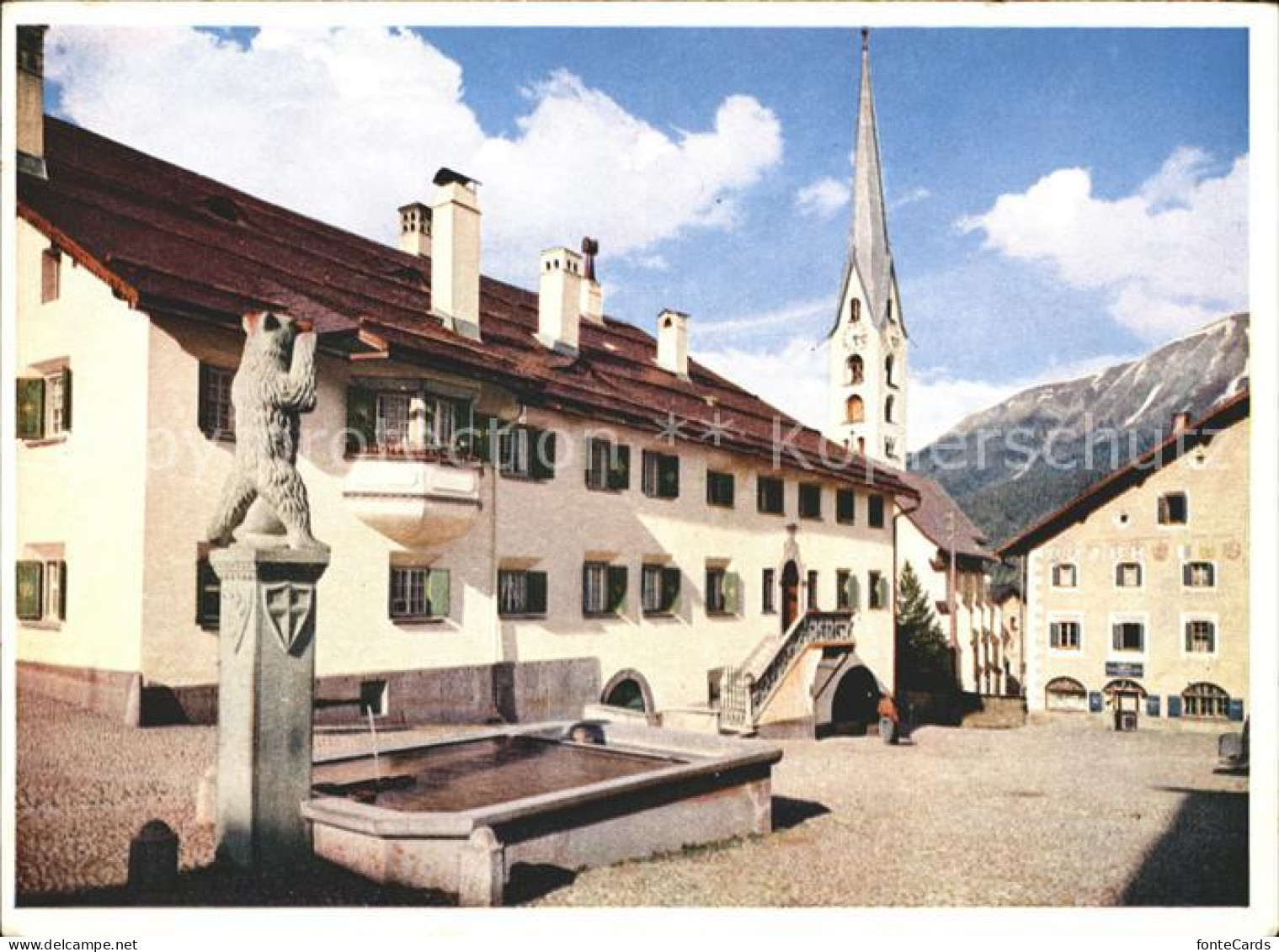 11889857 Zuoz GR Dorfplatz Brunnen Kirche Zuoz - Sonstige & Ohne Zuordnung