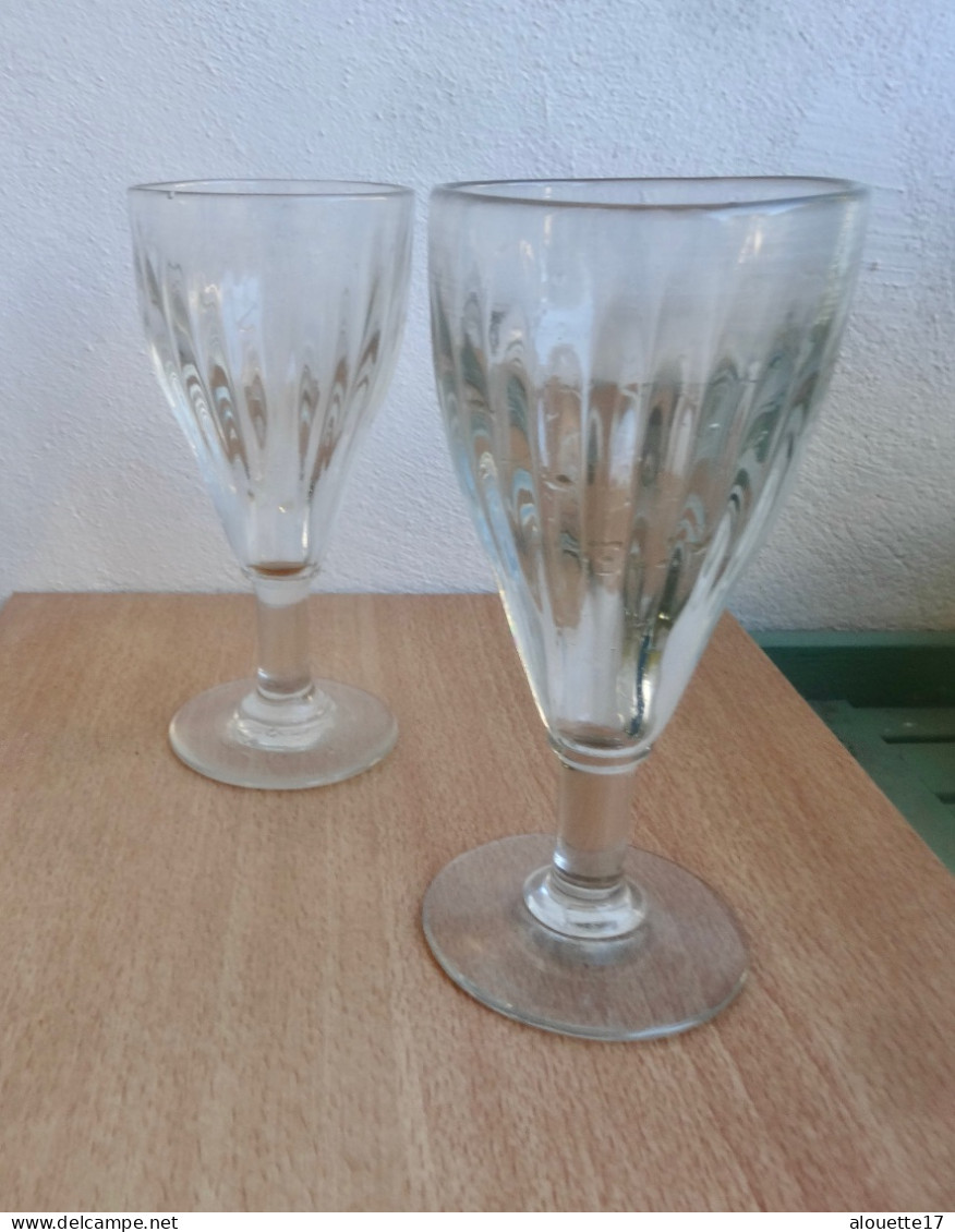 2 ANCIENS VERRES A ABSINTHE - Orologi Da Muro