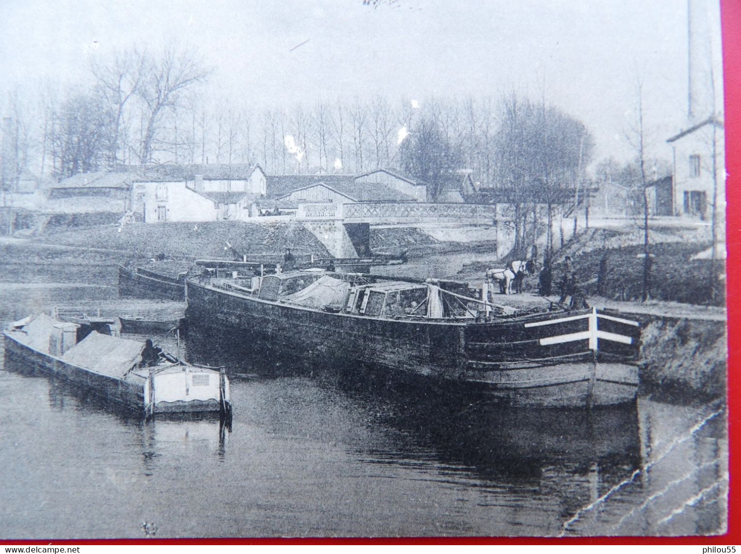 Cpa 51 CHALONS SUR MARNE Anime Vue Du Canal Peniche Halage - Châlons-sur-Marne