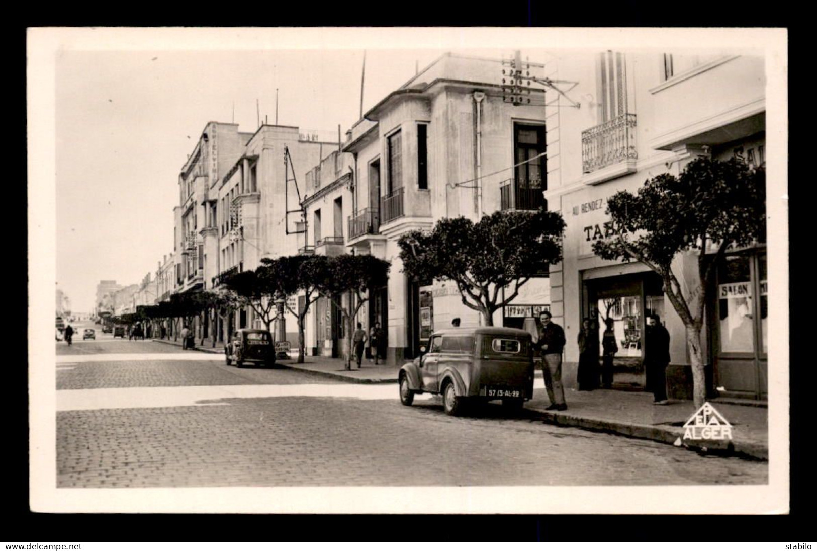 ALGERIE - MOSTAGANEM - AVENUE ANATOLE FRANCE - Mostaganem