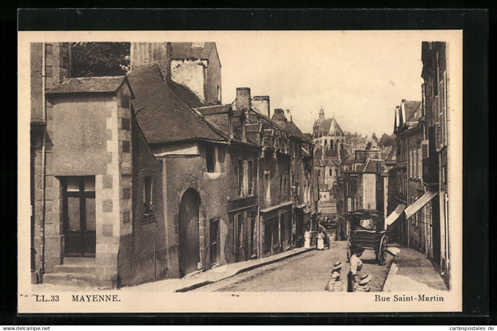 CPA Mayenne, Rue Saint-Martin  - Mayenne