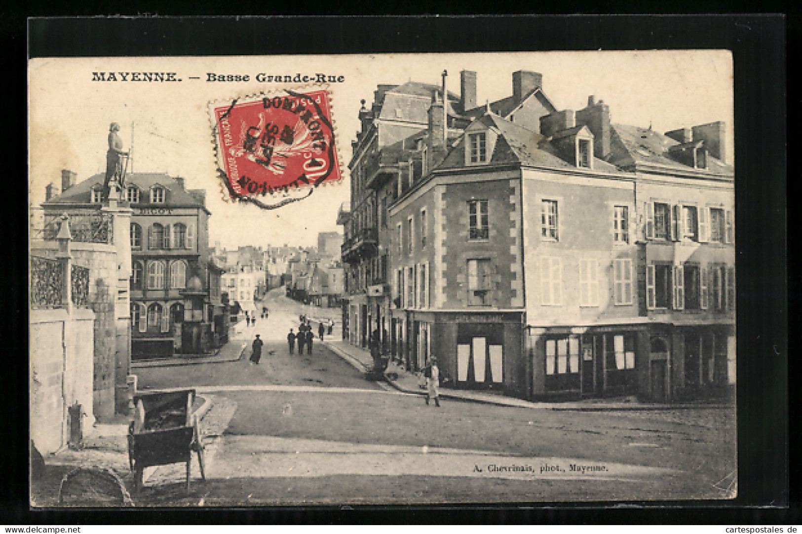 CPA Mayenne, Basse Grande Rue  - Mayenne