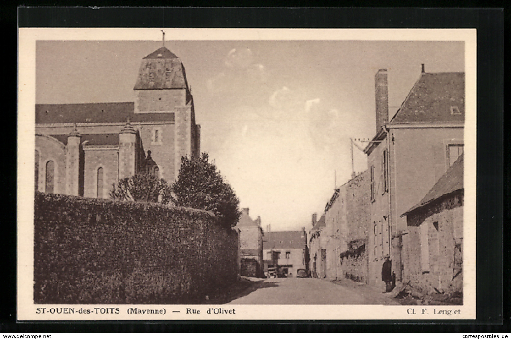 CPA St-Ouen-des-Toits, Rue D`Olivet  - Autres & Non Classés