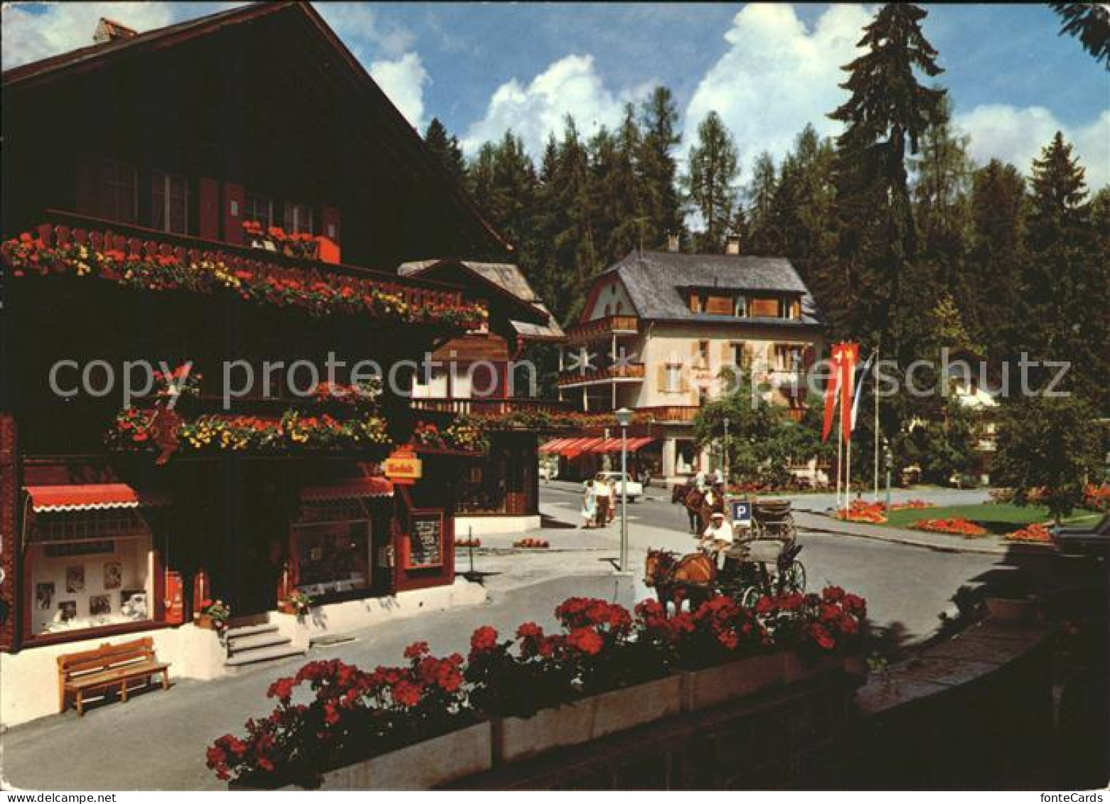 11870627 Flims Waldhaus Dorfpartie Pferdekutsche Postplatz Flims Waldhaus - Sonstige & Ohne Zuordnung