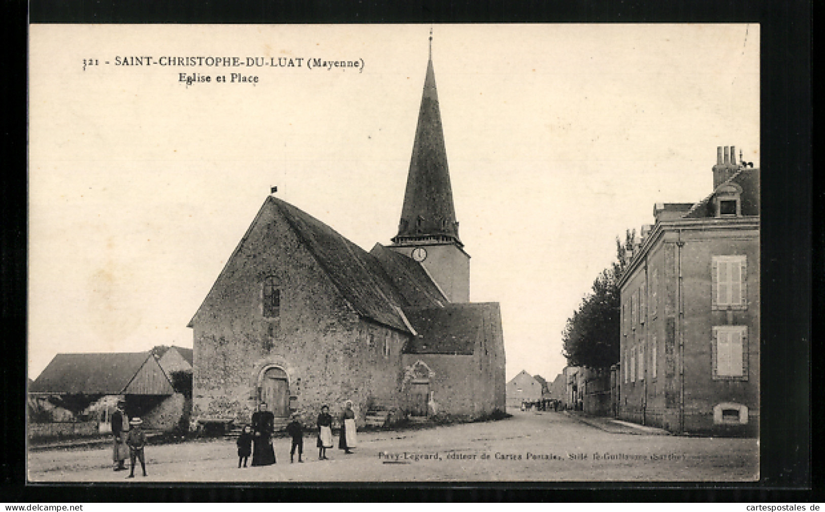 CPA Saint-Christophe-du-Luat, Eglise Et Place  - Andere & Zonder Classificatie
