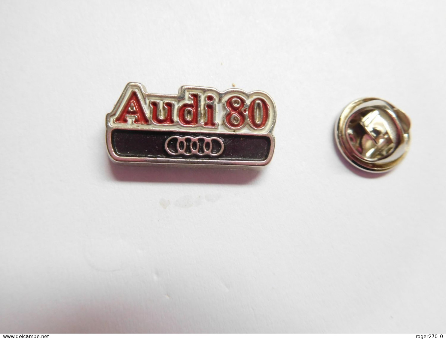 Beau Pin's , Auto Audi 80 , Non Signé - Audi