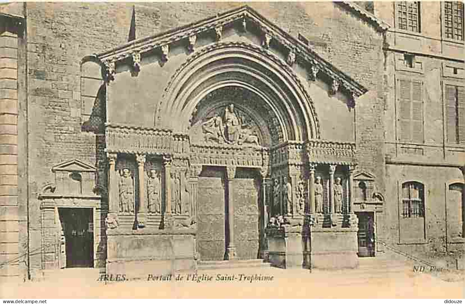 13 - Arles - Portail De L'Eglise Saint Trophisme - CPA - Voir Scans Recto-Verso - Arles