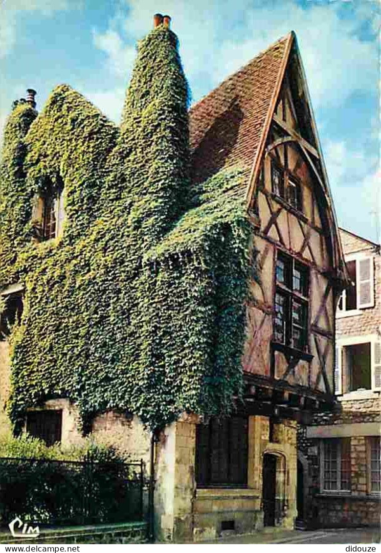 58 - Nevers - Place Des Reines De Pologne - Vieille Maison - CPM - Voir Scans Recto-Verso - Nevers