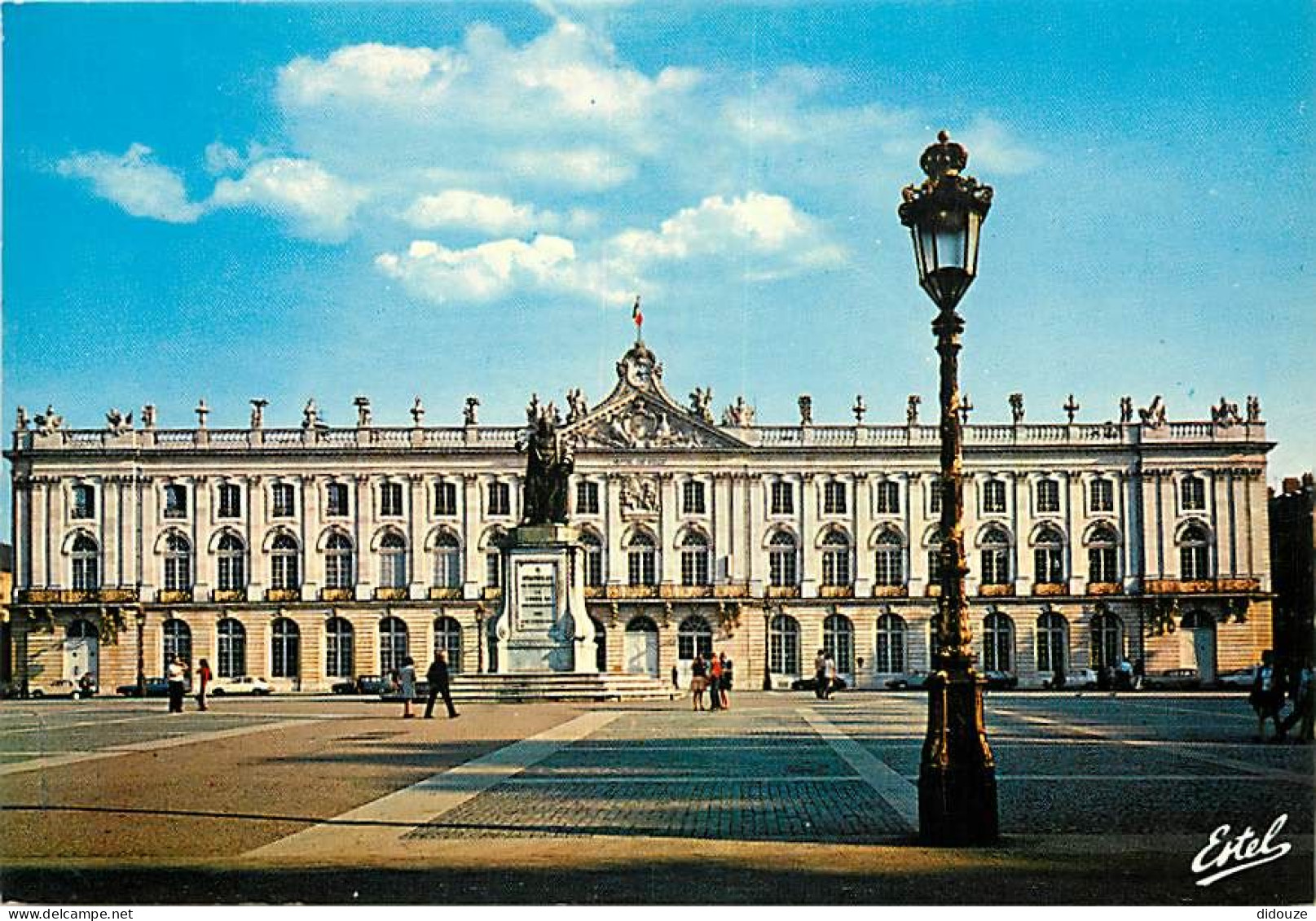 54 - Nancy - La Place Stanislas - L'Hotel De Ville - Carte Neuve - CPM - Voir Scans Recto-Verso - Nancy