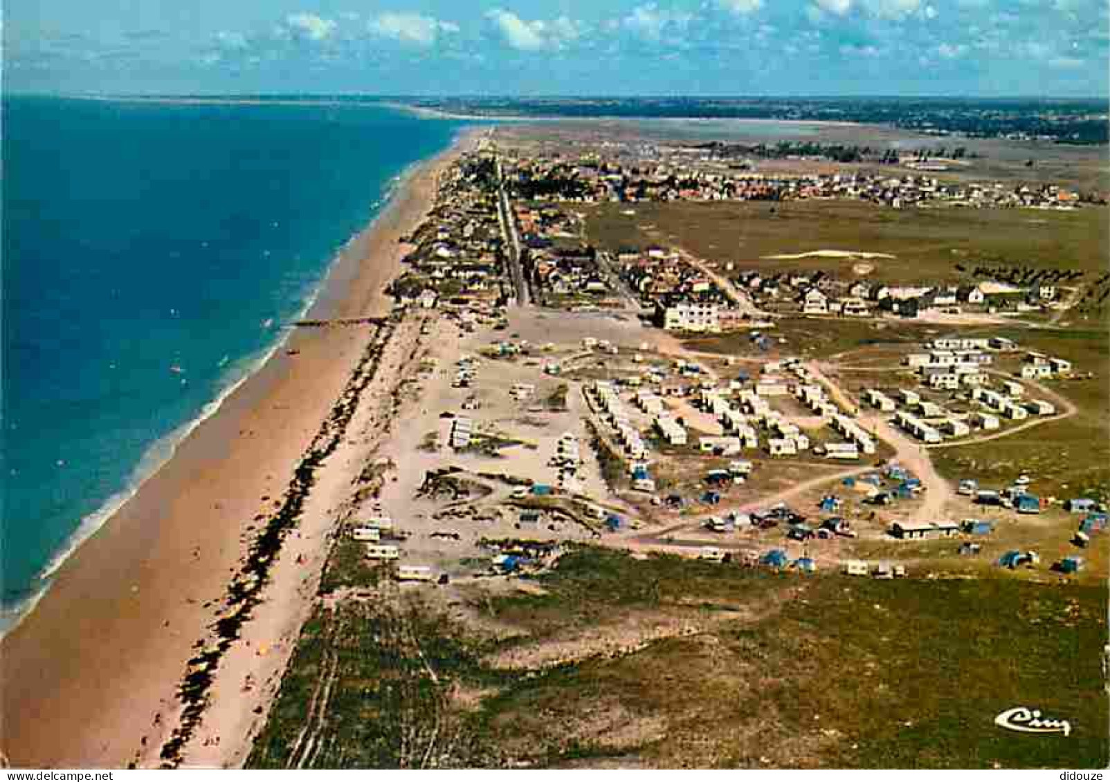 50 - Coudeville-Plage - Vue Aérienne - Campings Et Bungalows - Carte Neuve - CPM - Voir Scans Recto-Verso - Autres & Non Classés