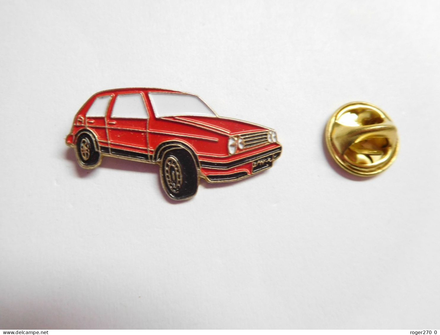 Beau Pin's En Relief , Auto VW VAG Volkswagen , Golf - Volkswagen