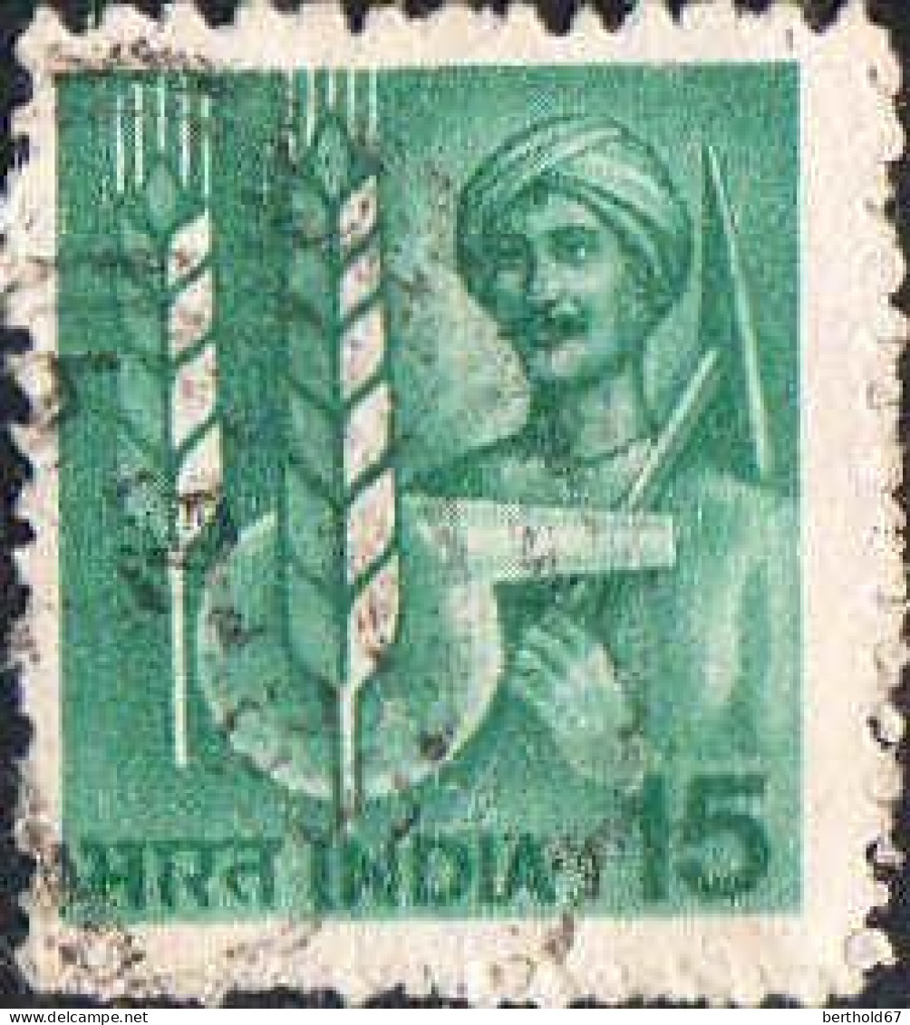 Inde Poste Obl Yv: 612 Mi:818AXI Technologie Agricole (cachet Rond) - Usati