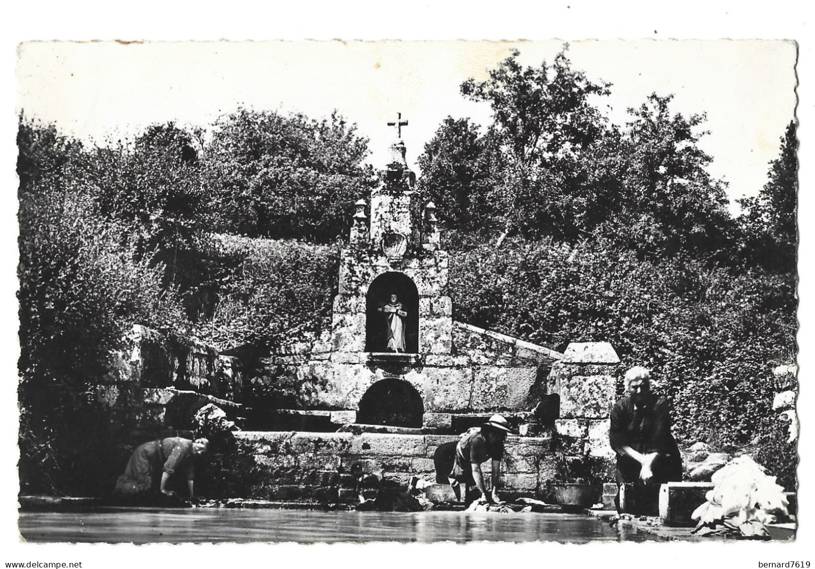 56  Bubry - Fontaine De Sainte Helene - Lavandieres - Autres & Non Classés