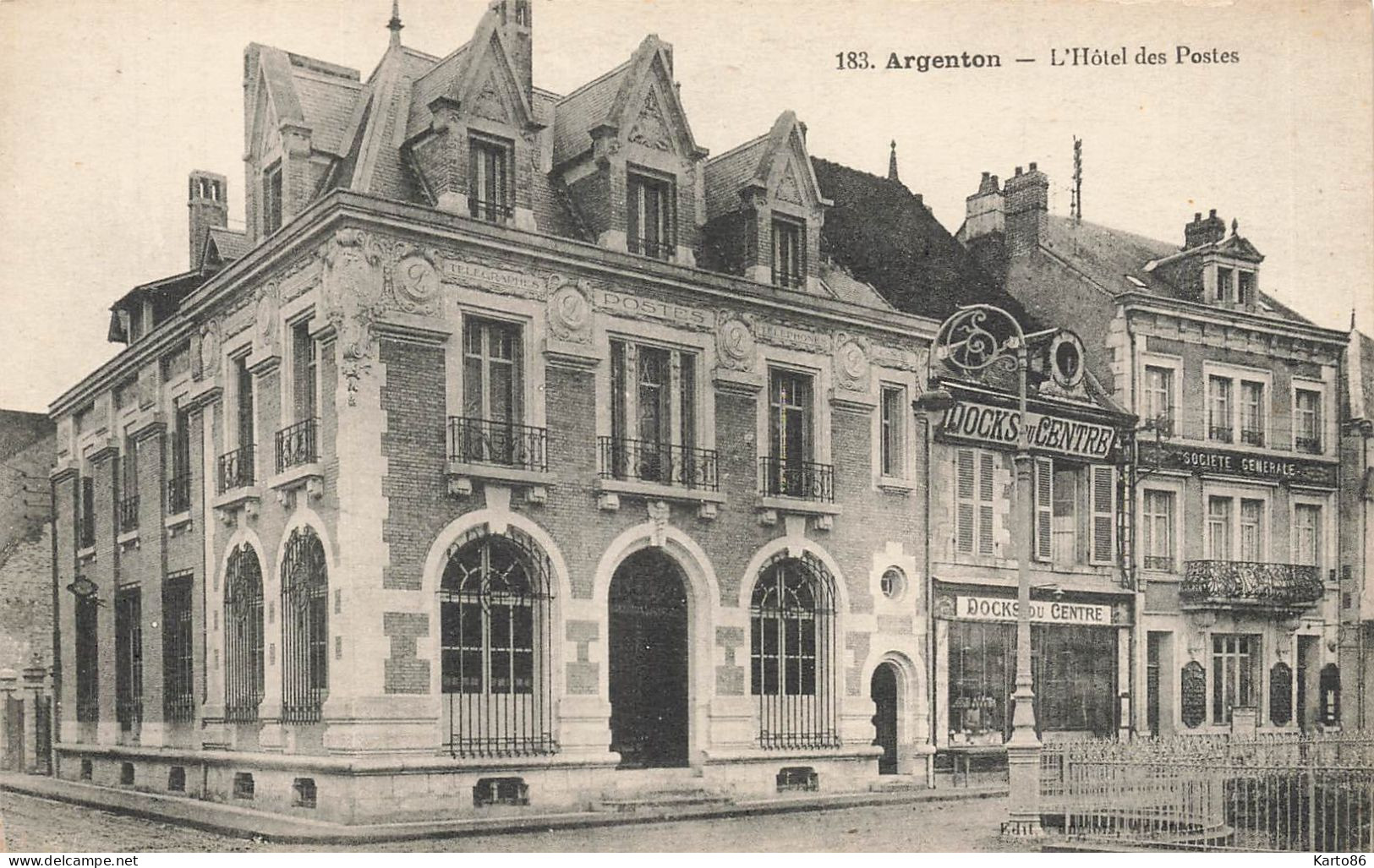 Argenton * Place Et L'hôtel Des Postes * épicerie Docks Du Centre - Autres & Non Classés