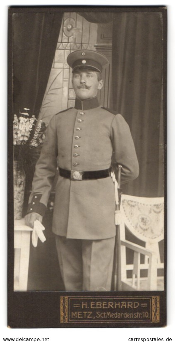 Photo H. Eberhard, Metz, Soldat En Uniforme Avec Bajonett Et Portepee  - Anonieme Personen