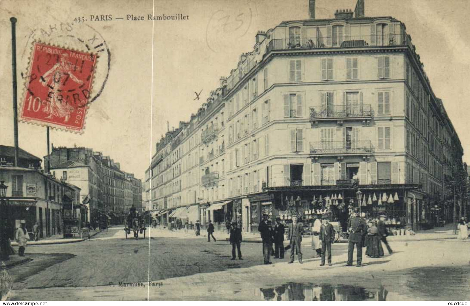 PARIS  Place Rambouillet Animée Attelage Commerces RV - Arrondissement: 12