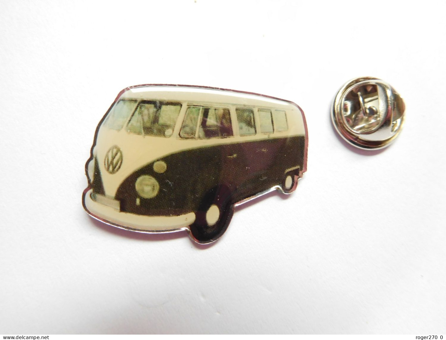 Beau Pin's ,  Auto VW VAG Volkswagen , Fourgon Van Combi - Volkswagen