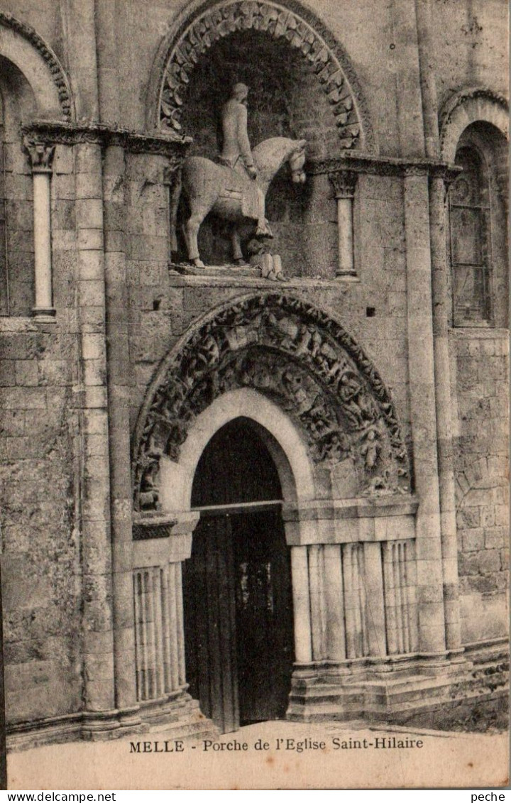 N°2568 W -cpa Melle -portail De L'église Saint Hilaire- - Melle