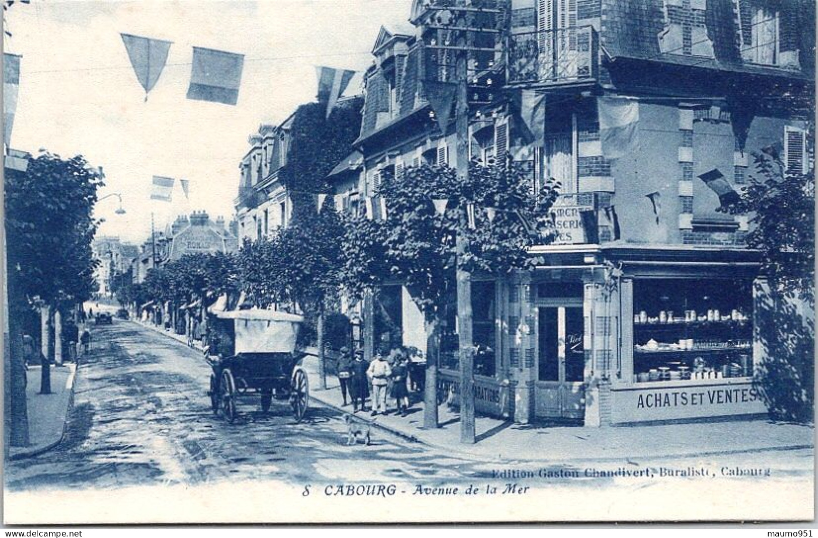 14 CABOURG - Avenue De La Mer - Cabourg