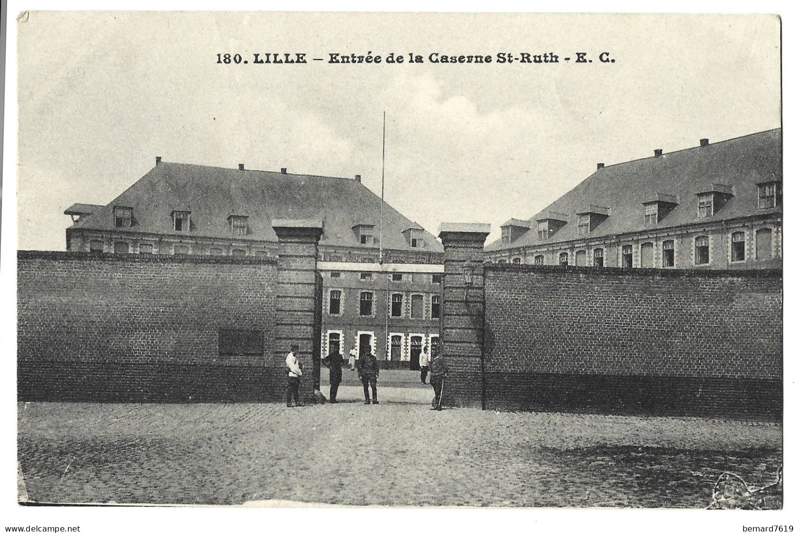 59 Lille -  Entree De La Caserne Saint Ruth - Lille