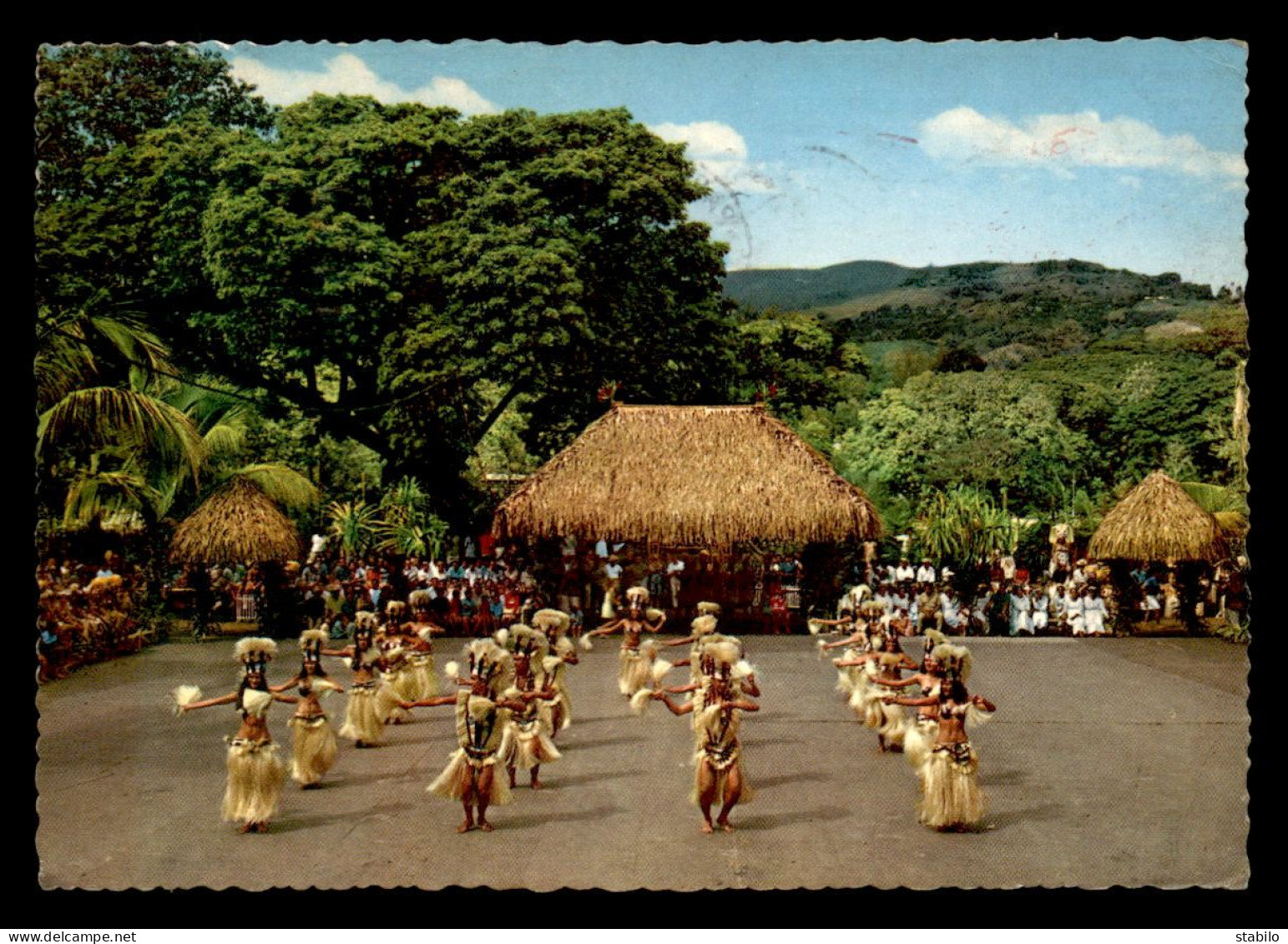 TAHITI - OETA MIXTE PENDANT UNE MANIFESTATION FOLKLORIQUE - Tahiti