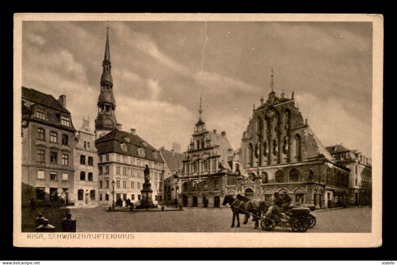 LETTONIE - RIGA - SCHWARZHAUPTERHAUS - VOIR ETAT - Lettonie