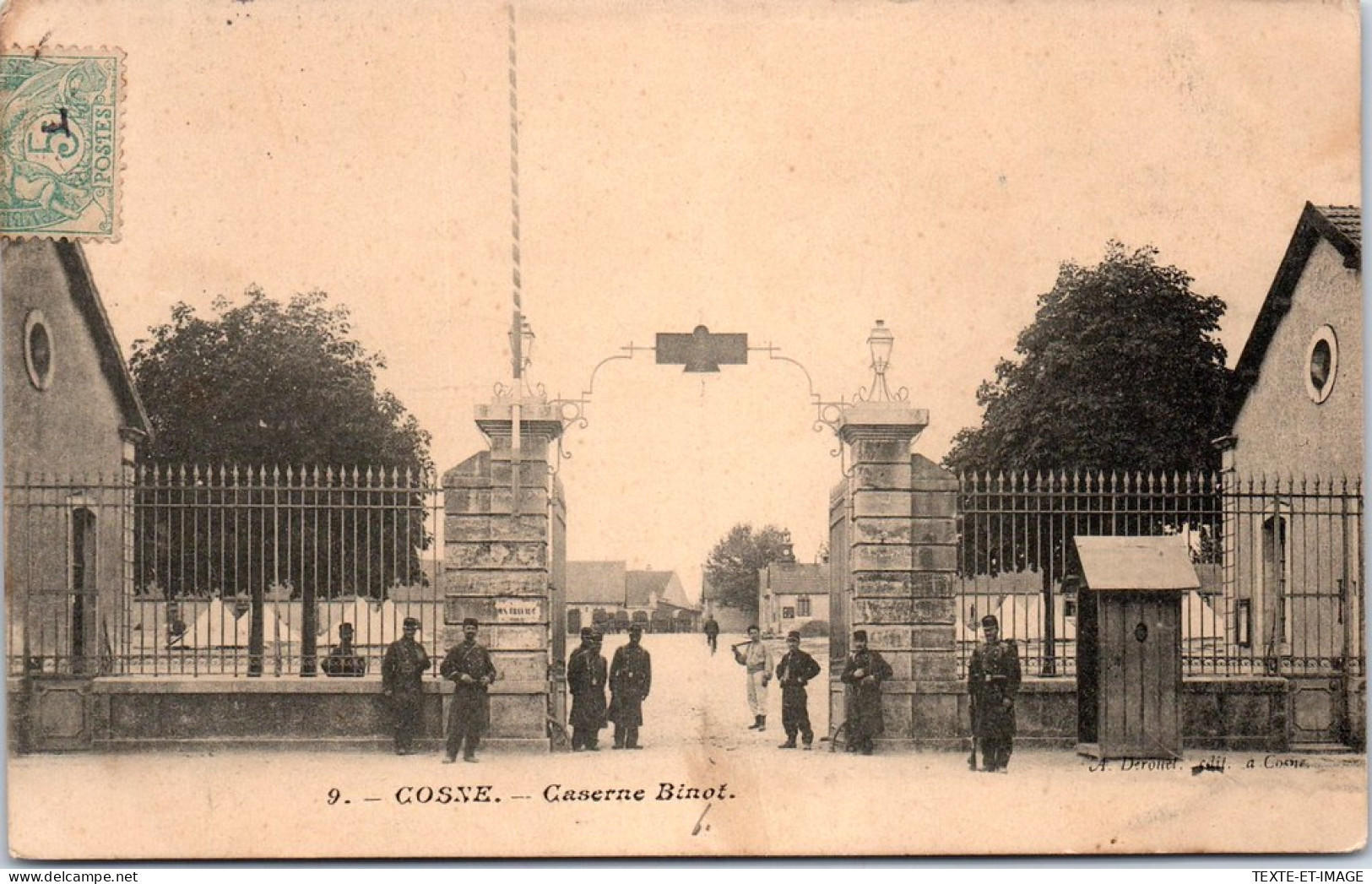 58 COSNE - Entree De La Caserne Binot  - Cosne Cours Sur Loire