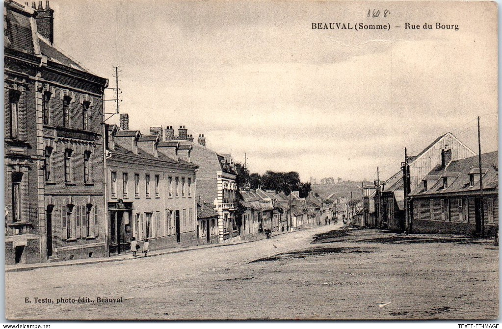 80 BEAUVAL - La Rue Du Bourg.  - Beauval