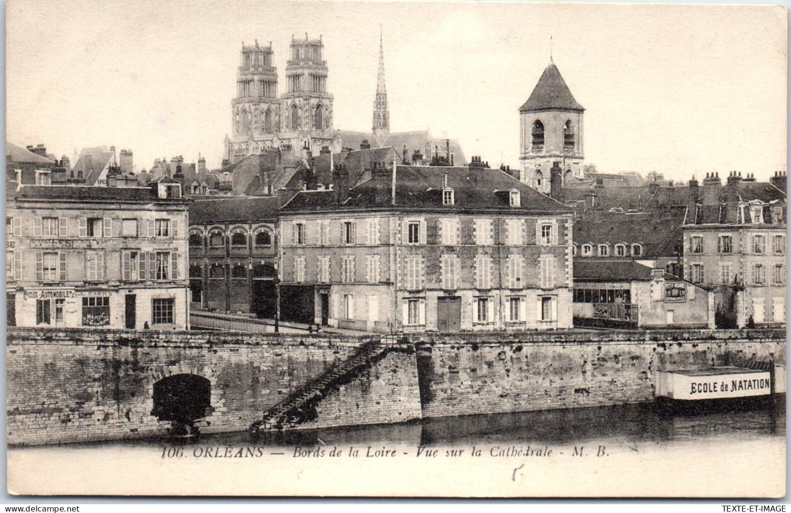 45 ORLEANS - Bords De La Loire, Vue Sur La Cathedrale  - Orleans