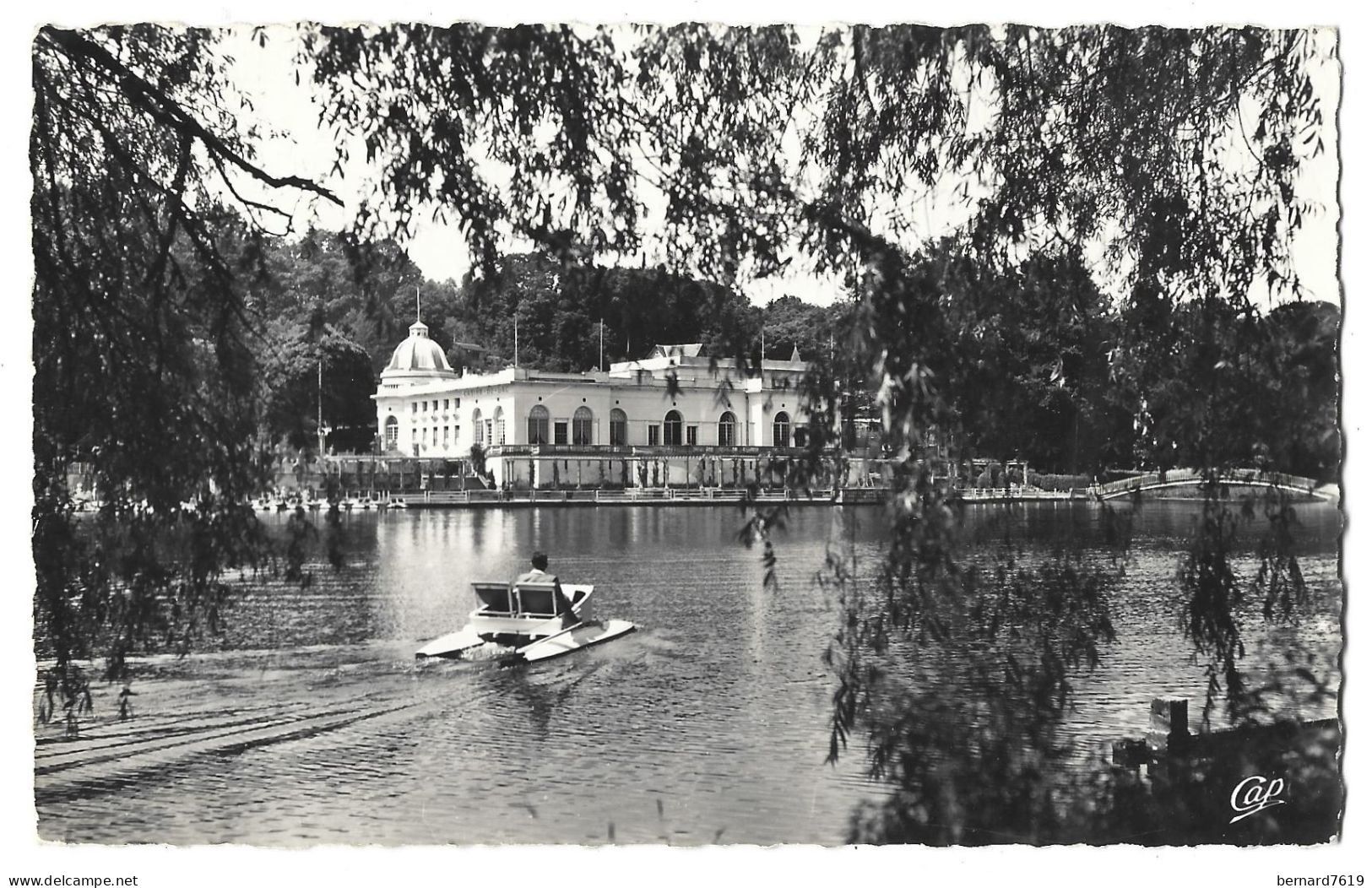 61 Bagnoles De L'orne -  Le Casino Du Lac - Bagnoles De L'Orne