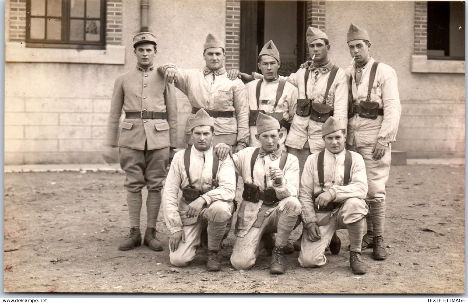 MILITARIA - CARTE PHOTO - Groupe De Militaires (95e) - Sonstige & Ohne Zuordnung